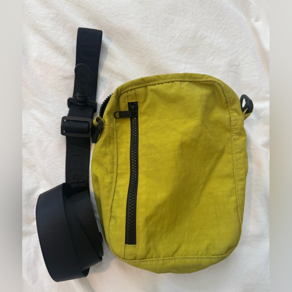 Baggu chartreuse sport crossbody bag